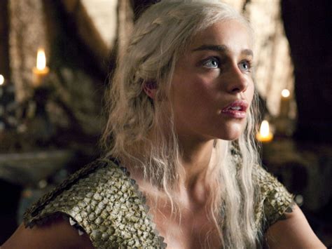 Nov 20, 2019 · Game of Thrones Daenerys Targaryen (played by Emilia Clarke) had multiple nude scenes, especially in the first season of the show. One of Daenerys’ first on screen appearances saw her derobed by ... 